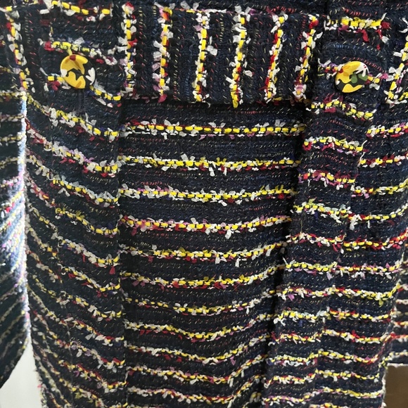 Woman’s size 8 Cabi Multicolored Headline Topper - Picture 9 of 16